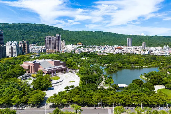 耀美術建案主視覺
