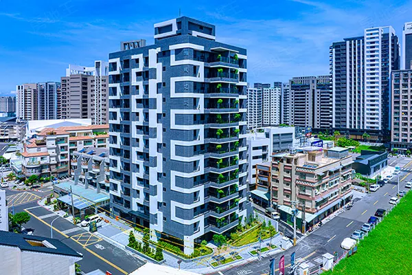 翊城晶綻建案主視覺