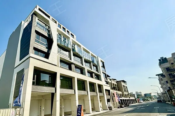 藝墅凌鋒 第八期建案主視覺