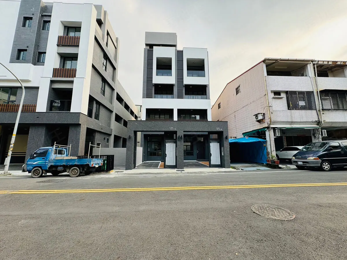 利融富御建案圖輯 3